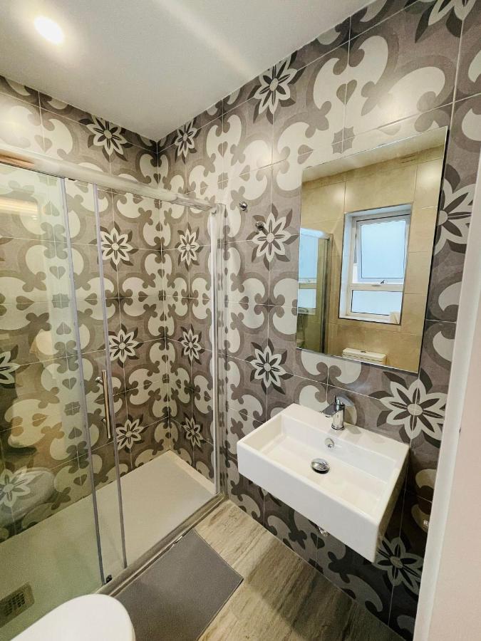 Ana Seafront Haven Apartment グジラ エクステリア 写真